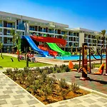 Hotel Courtyard Long 3*