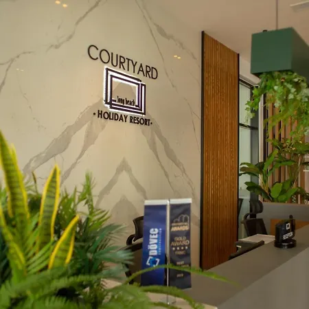 Courtyard Long
